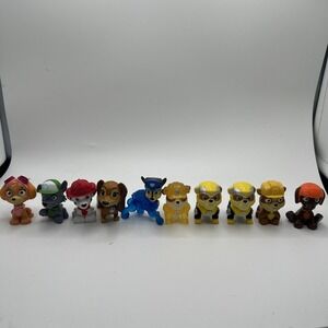 Paw Patrol Lot‎ of 10 Toy Figures